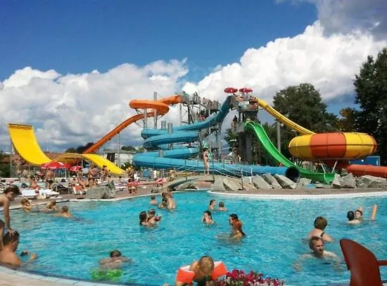 Apartma Julija Hiska 59 Vikendica *