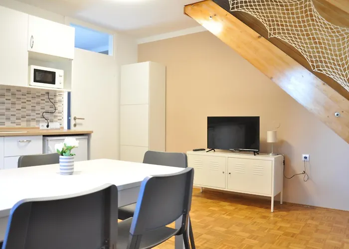 Casa de Férias Apartma Julija Hiska 59 *